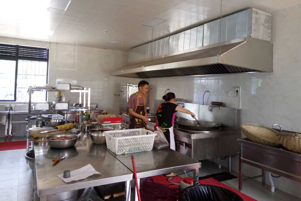 雙流公興車管所全套廚房設備圖片