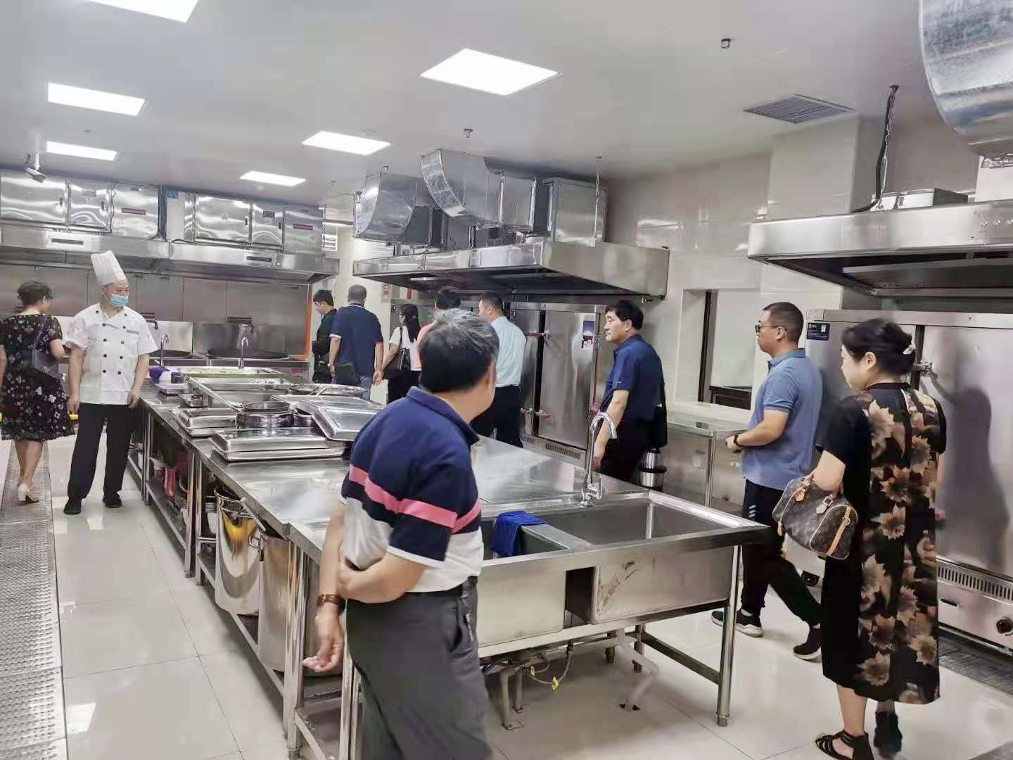 學(xué)校食堂廚房工程 學(xué)校食堂廚房工程